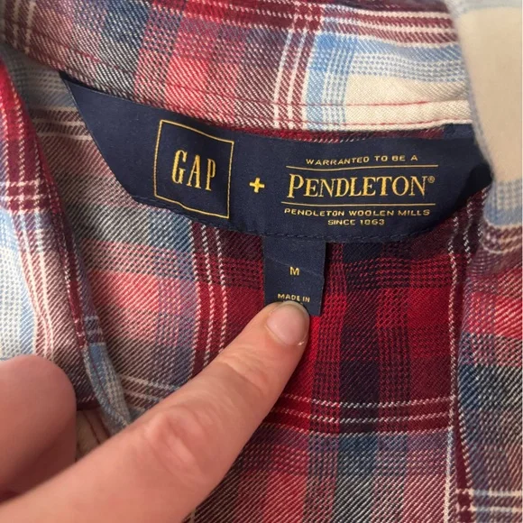 Gap X Pendleton Button Down - Picture 2 of 4